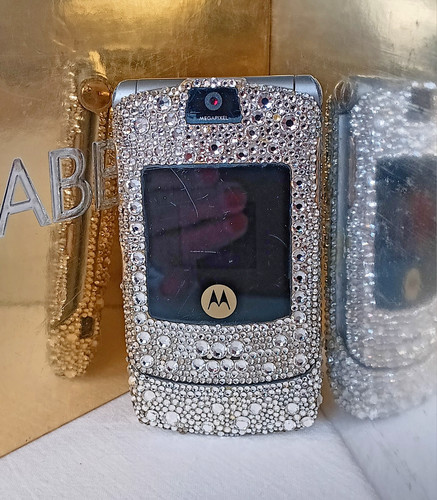 Dolce gabbana motorola razr - gabbana,